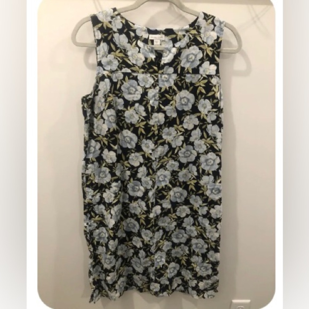 J.Jill Love Linen floral dress with pockets. Size small. 100% linen.